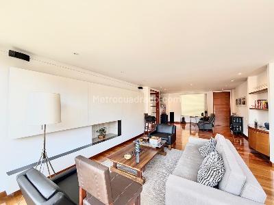 Apartamento en venta en Chico Reservado, Bogotá · foto 2 de 19
