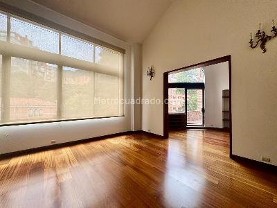 Apartamento de 5 alcobas en venta en Los Rosales Emaus, Bogotá, 300 m² · foto 4 de 13