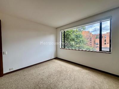 Apartamento de 5 alcobas en venta en Los Rosales Emaus, Bogotá, 300 m² · foto 6 de 13
