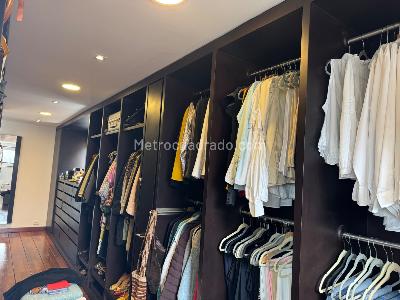 Apartamento de 5 alcobas en venta en Chico Alto, Bogotá, 475 m² · foto 19 de 20