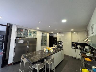 Apartamento de 5 alcobas en venta en Chico Alto, Bogotá, 475 m² · foto 9 de 20