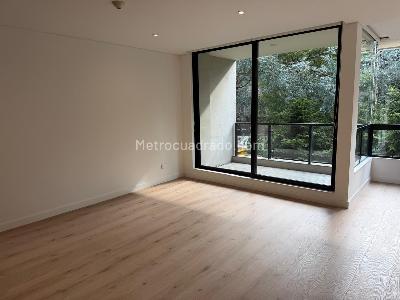 Apartamento en venta en La Carolina, Bogotá · foto 2 de 18