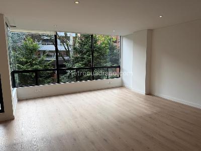 Apartamento en venta en La Carolina, Bogotá · foto 5 de 18
