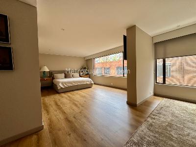 Apartamento de 4 alcobas en venta en Chico, Bogotá, 375 m² · foto 13 de 17