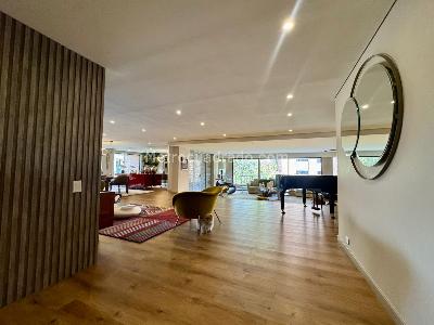 Apartamento de 4 alcobas en venta en Chico, Bogotá, 375 m² · foto 2 de 17
