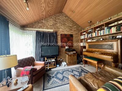 Casa de 4 alcobas en venta en Cerros De Santa Barbara, Bogotá, 500 m² · foto 13 de 19
