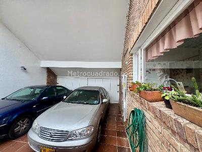 Casa de 4 alcobas en venta en Cerros De Santa Barbara, Bogotá, 500 m² · foto 16 de 19
