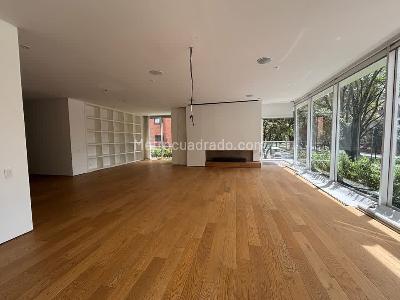 Apartamento en venta en Chico Cabrera, Bogotá · foto 2 de 6
