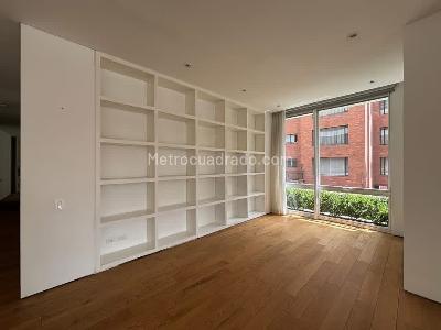 Apartamento en venta en Chico Cabrera, Bogotá · foto 4 de 6