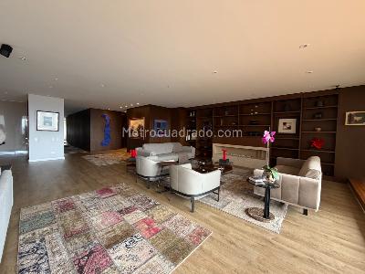 Apartamento de 3 alcobas en venta en Altos Del Retiro, Bogotá, 300 m² · foto 5 de 9