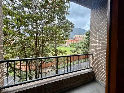 Apartamento en venta en Las Rosales, Bogotá · foto 9 de 20