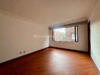 Apartamento de 3 alcobas en venta en Chico Museo, Bogotá, 255 m² · foto 15 de 20