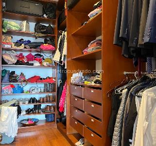 Apartamento de 3 alcobas en venta en La Cabrera, Bogotá, 228 m² · foto 11 de 13