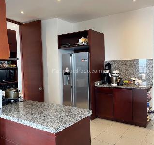 Apartamento de 3 alcobas en venta en La Cabrera, Bogotá, 228 m² · foto 6 de 13