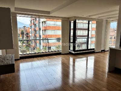 Apartamento en venta en Chico Navarra, Bogotá · foto 2 de 9