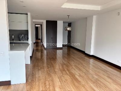 Apartamento en venta en Chico Navarra, Bogotá · foto 5 de 9