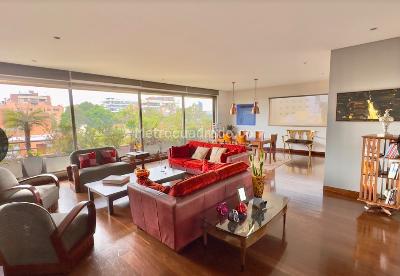 Apartamento de 3 alcobas en venta en Chico Museo, Bogotá, 304 m² · foto 6 de 15