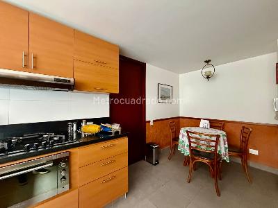 Apartamento de 2 alcobas en venta en Chico Museo, Bogotá, 180 m² · foto 10 de 20