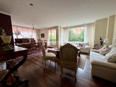 Apartamento de 2 alcobas en venta en Chico Museo, Bogotá, 180 m² · foto 7 de 20