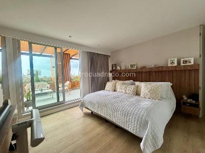 Apartamento de 3 alcobas en venta en Los Rosales, Bogotá, 375 m² · foto 14 de 20