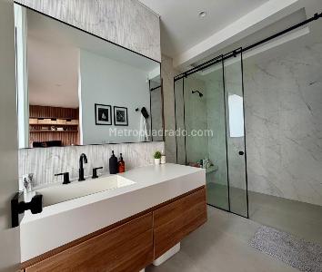 Apartamento de 3 alcobas en venta en Los Rosales, Bogotá, 375 m² · foto 9 de 20