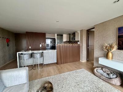 Apartamento de 2 alcobas en venta en Altos De Gratamira, Bogotá, 107 m² · foto 8 de 20
