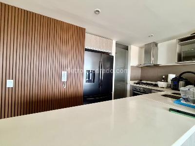 Apartamento de 2 alcobas en venta en Altos De Gratamira, Bogotá, 107 m² · foto 9 de 20