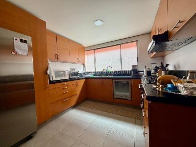 Apartamento de 2 alcobas en venta en Chico Museo, Bogotá, 180 m² · foto 11 de 20