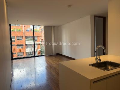 Apartamento de 2 alcobas en venta en Chico Reservado, Bogotá, 96 m² · foto 4 de 17