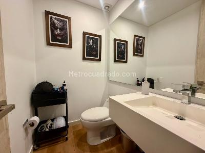 Apartamento de 2 alcobas en venta en El Virrey Norte, Bogotá, 100 m² · foto 4 de 11