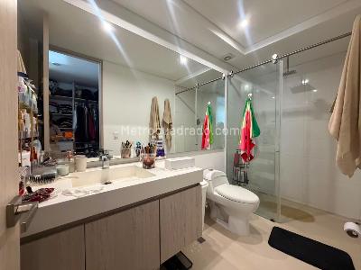 Apartamento de 2 alcobas en venta en El Virrey Norte, Bogotá, 100 m² · foto 7 de 11