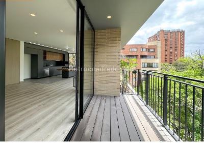 Apartamento de 3 alcobas en venta en La Cabrera, Bogotá, 202 m² · foto 5 de 9