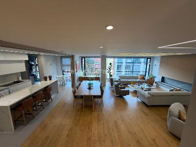 Apartamento en venta en Chico San Patricio, Bogotá · foto 2 de 16