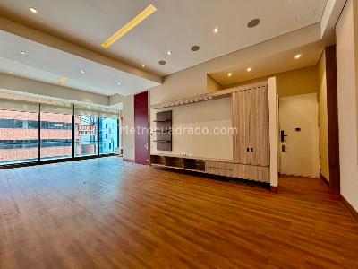 Apartamento de 2 alcobas en venta en Chico Reservado, Bogotá, 185 m² · foto 10 de 20