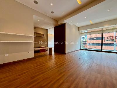 Apartamento de 2 alcobas en venta en Chico Reservado, Bogotá, 185 m² · foto 13 de 20