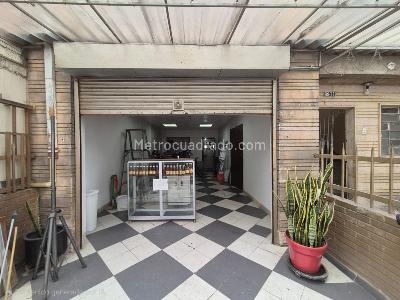 Casa de 5 alcobas en venta en Centro Fontibon, Bogotá, 160 m² · foto 2 de 20