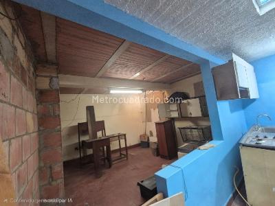 Casa de 5 alcobas en venta en Centro Fontibon, Bogotá, 160 m² · foto 17 de 20