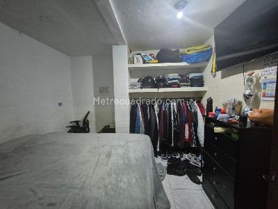 Casa de 5 alcobas en venta en Centro Fontibon, Bogotá, 160 m² · foto 11 de 20