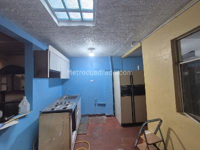 Casa de 5 alcobas en venta en Centro Fontibon, Bogotá, 160 m² · foto 16 de 20