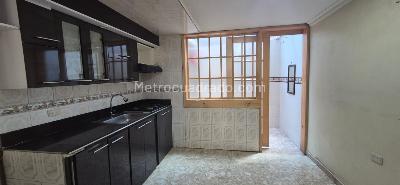 Casa de 4 alcobas en venta en El Recodo Fontibon, Bogotá, 69 m² · foto 12 de 19