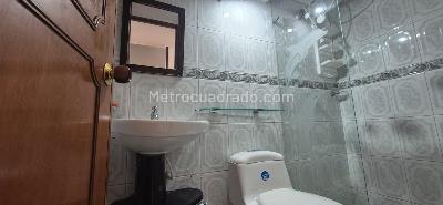 Casa de 4 alcobas en venta en El Recodo Fontibon, Bogotá, 69 m² · foto 17 de 19