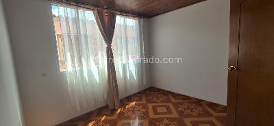 Casa de 4 alcobas en venta en El Recodo Fontibon, Bogotá, 69 m² · foto 8 de 19