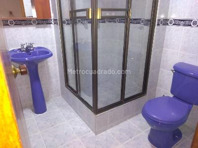 Casa de 5 alcobas en venta en La Floresta Alborada, Bogotá, 128 m² · foto 18 de 20