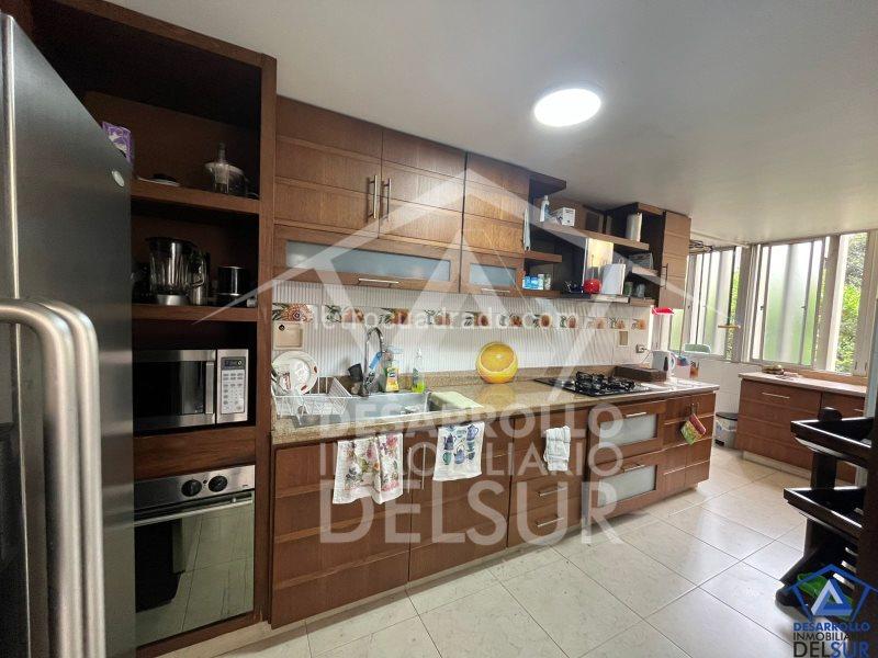 4BR Apartment for Rent in El Poblado with Elevator