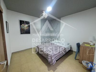 Casa de 5 alcobas en venta en Estadio, Medellín, 178 m² · foto 7 de 20
