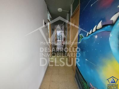 Casa de 5 alcobas en venta en Estadio, Medellín, 178 m² · foto 15 de 20