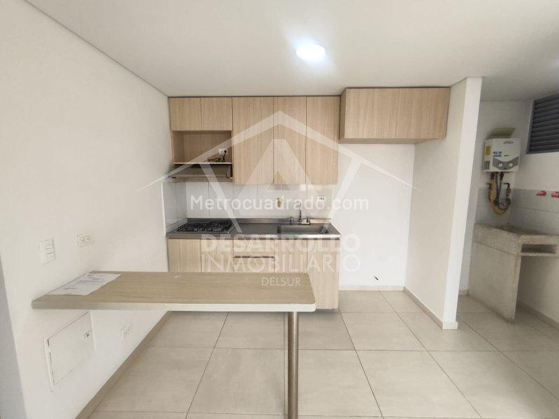 3BR Apartment with Terrace and Amenities in Ditaires, Itagüí - 2