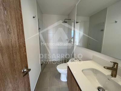 Apartamento de 2 alcobas en arriendo en El Porvenir, Rionegro, 89 m² · foto 4 de 11
