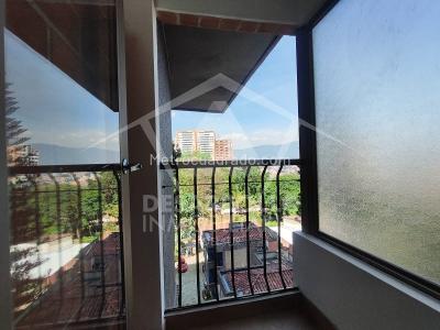 Apartamento de 2 alcobas en arriendo en Loma De Las Brujas, Envigado, 72 m² · foto 3 de 17