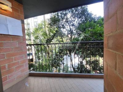 Apartamento de 2 alcobas en arriendo en Loma De Las Brujas, Envigado, 72 m² · foto 9 de 17